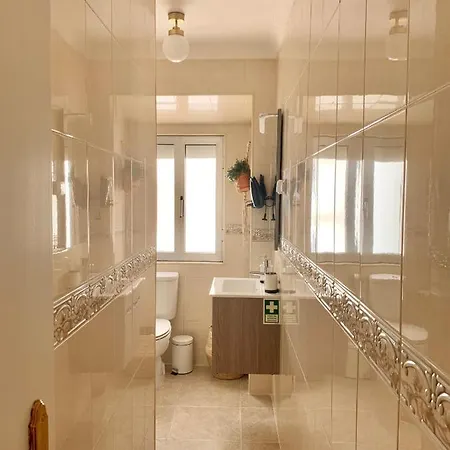 A Casa Dos Zes * Nazaré